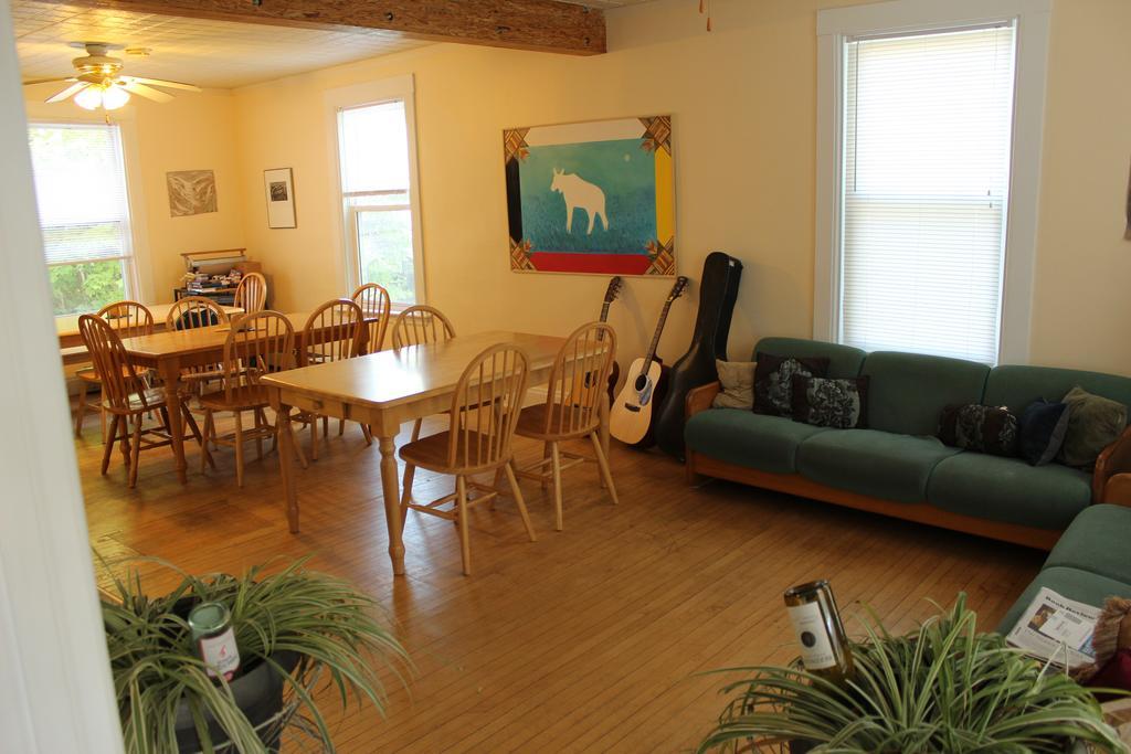 White Mountains Hostel Conway Exterior photo