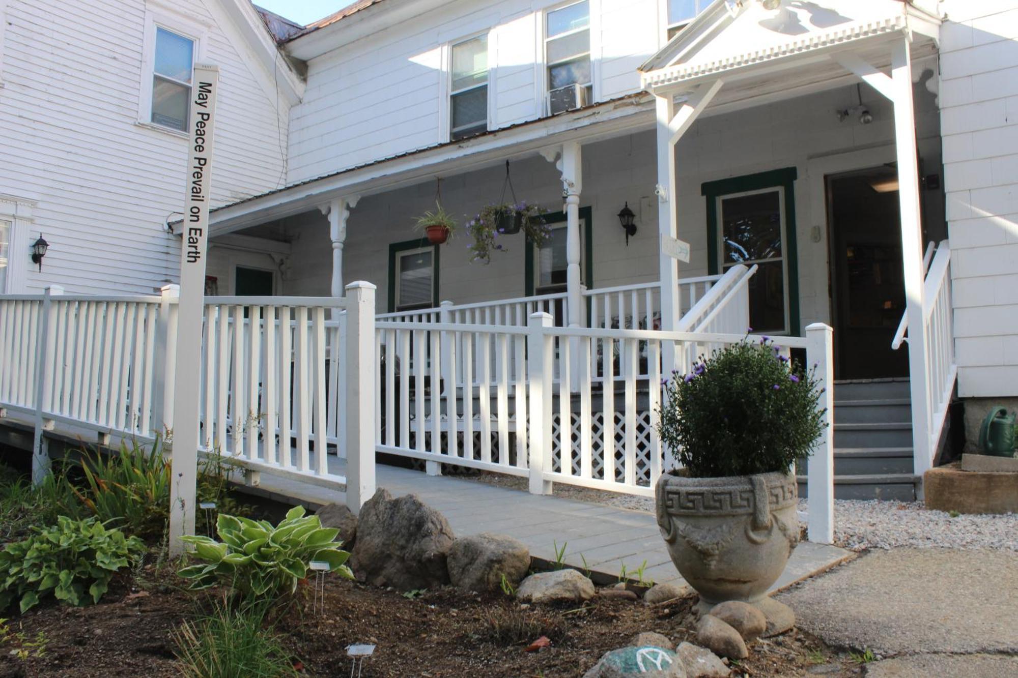 White Mountains Hostel Conway Exterior photo